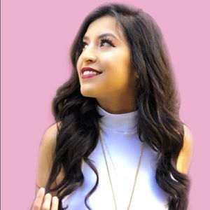 Meet your Posher, Paola